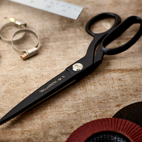 Wilkinson Composite Material Shear 10 Inch (Rounded Point)